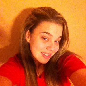 Meet your Posher, Desirea